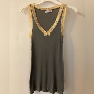 Michael Stars grey lace tank